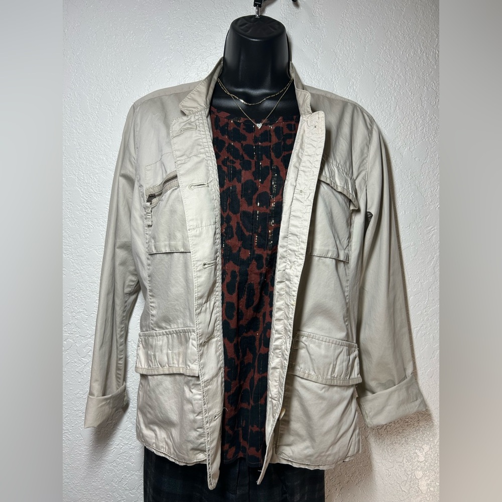 Eddie Bauer Cream Lightweight Jacket
